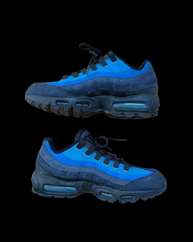 Nike Air Max 95 black and blue sneakers logo pattern stitching